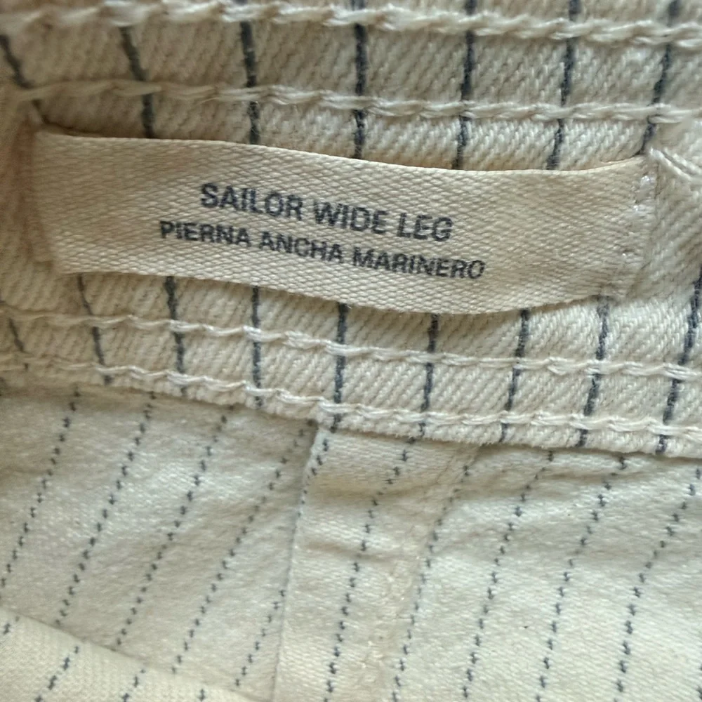 Universal Thread women’s Pinstriped Khaki wide leg, high rise - Picture 4 of 10